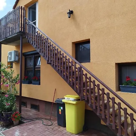 Gabi Vendeghaz Holiday home *