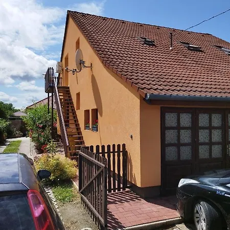 Gabi Vendeghaz Holiday home